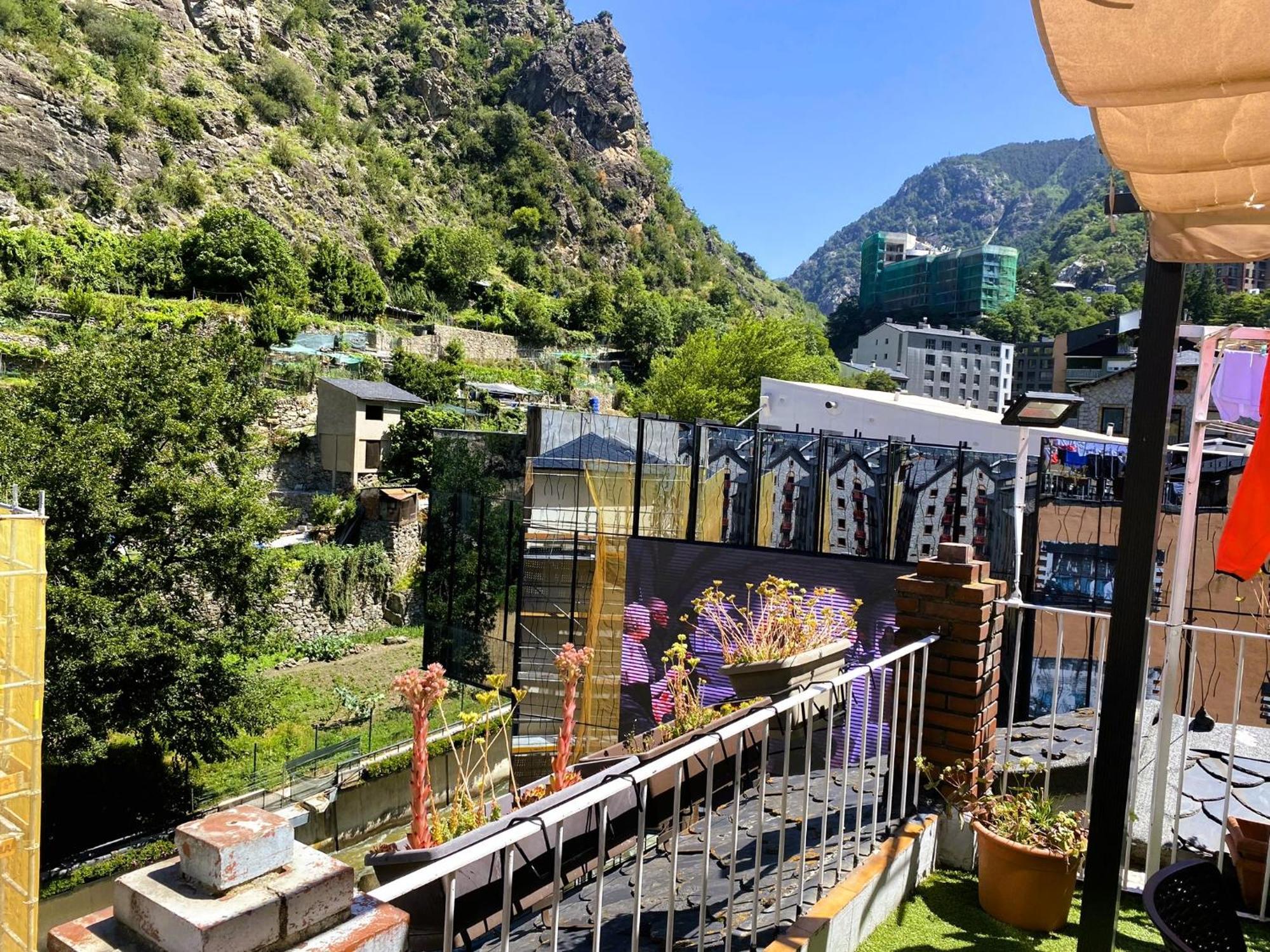 Alberg Els Andes อันดอร์รา ลา เวลลา ภายนอก รูปภาพ